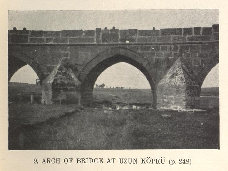 Photograph of a bridge at Uzunköprü, Turkey, from A Handbook of Turkey in Europe, 1917. IOR/L/MIL/17/16/17, f 104 2