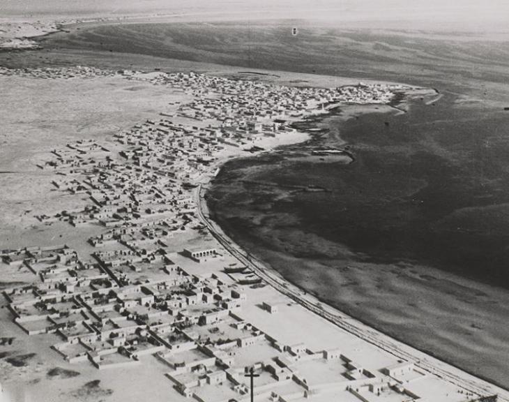Photograph of Doha (central), looking northwest, 9 May 1934. IOR/L/PS/12/1956, f. 10r