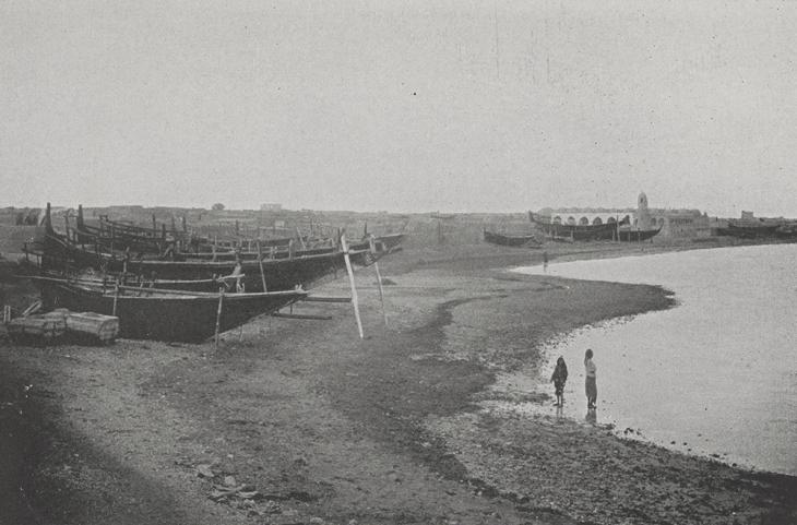 Photograph of Doha town, by Hermann Burchardt, 28 January 1904. IOR/L/PS/20/C91/4, f. 488a 