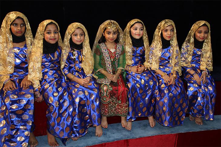 Opana dancers, during the performance in Kuwait in May 2014. Image: author’s own