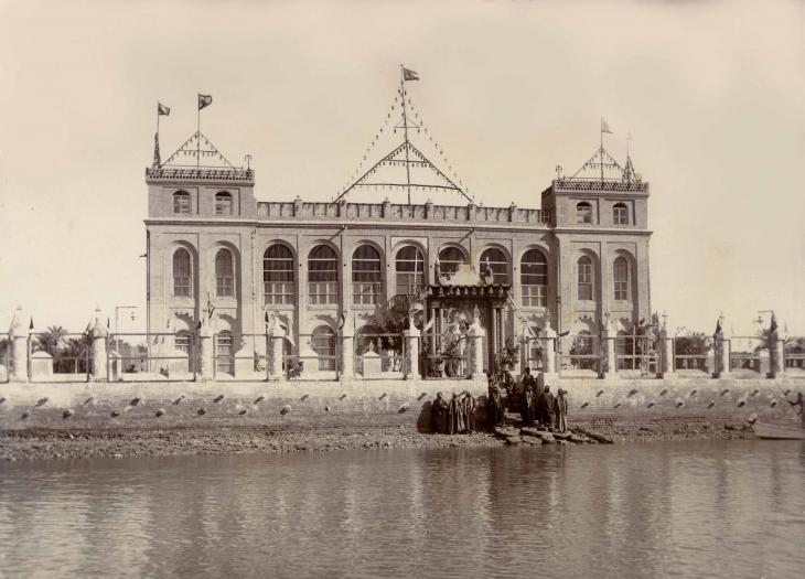 Shaikh Khaz&#039;al&#039;s palace, Qasr al-Failiyah in Mohammerah, 1921. Public Domain