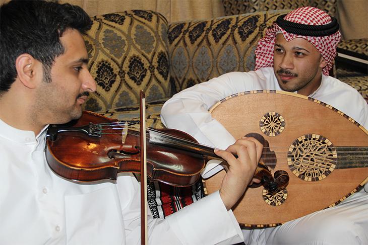 Ṣawt musicians during a performance in Kuwait in May 2014. Image: author’s own